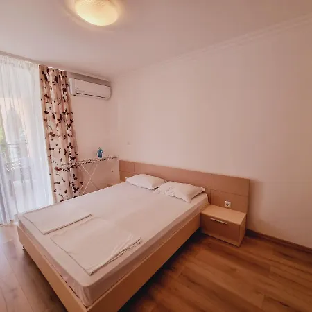 Apartmán Admiral Apart Complex *